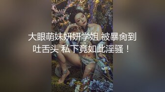   监控破解中年大叔和年轻少妇酒店开房啪啪啪玩69鸡巴就是不争气硬不起来