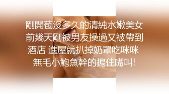 ❤️震撼绿帽淫妻❤️极品丝袜淫妻博主『2Tgdt』伺候老婆被各种玩超级贱 银色连衣裙内射 制服肛塞喷精潮吹 (3)