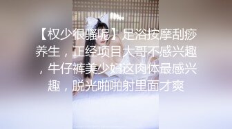 治愈笑容，五官小巧，萝莉宝藏女孩，怎么有那么甜的正点女孩