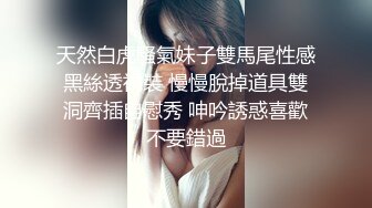 大学女厕全景偷拍 多位漂亮学妹的各种美鲍鱼-短发眼镜