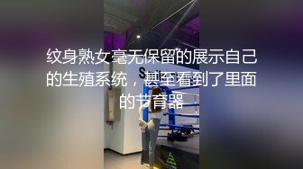 商场女厕多镜头偷拍 大长腿牛仔裤少妇