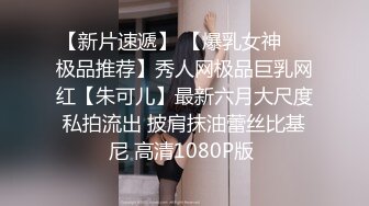   多人大乱战，妹子好嫩被眼镜哥哥推到传教士操逼，换着轮流做爱