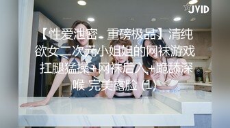 KTV女厕全景后拍多位美女嘘嘘各种美鲍轮番展示