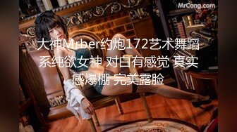 2024年2月，浙江颜值情侣，最强喷水，【xingnu】，新年黄金战袍福利，极品少妇白虎粉穴3P淫乱大战