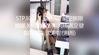 商场女厕偷拍 穿着黄色细高跟美少妇的精致小美鲍