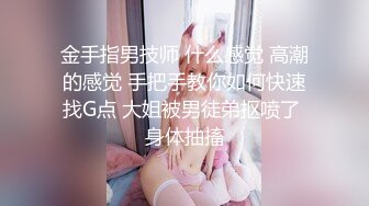 《硬核重磅泄密》万人求档OF黑白通吃极品媚黑气质御姐【我是Z】私拍全套，车震野战露出被黑人健壮小哥玩肏 (8)